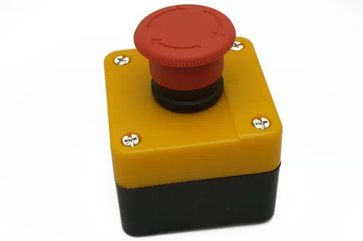 Safety in the milking parlor with emergency stop system